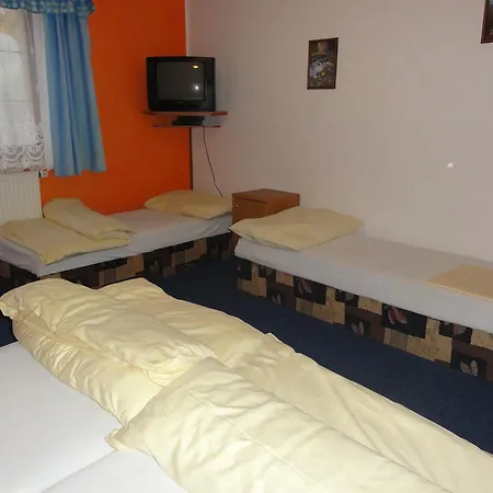 بيت ضيافة Pension Villa 3*