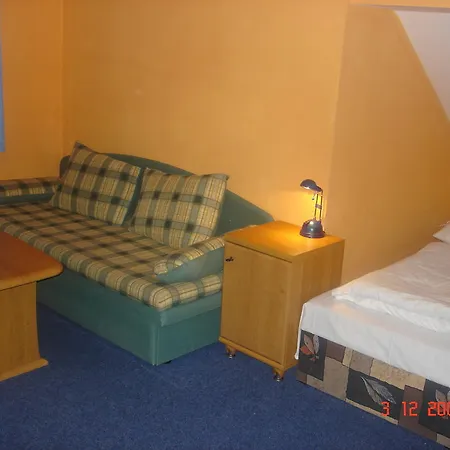 بيت ضيافة Pension Villa 3*
